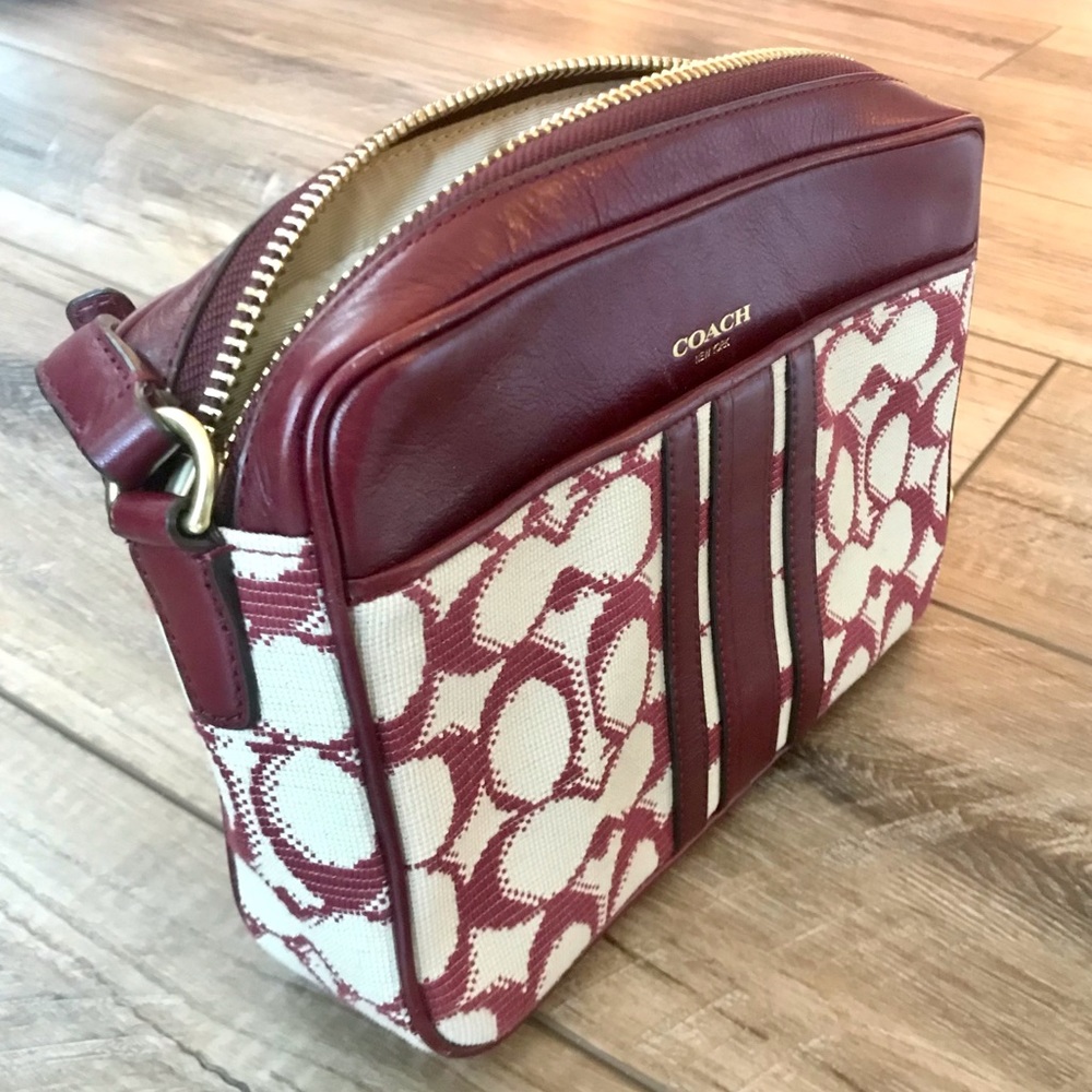 EUC Coach burgundy & cream purse